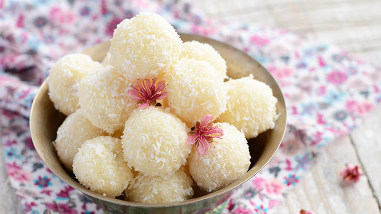 Coconut Balls 